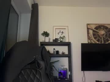 Tommyx01 Chaturbate stream image from November 23, 2025