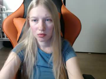 Wellorya Chaturbate stream image from November 23, 2025