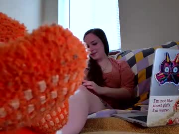 Adorequeenbunny Chaturbate stream image from November 23, 2025
