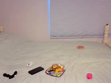 Str8whiteboy21 Chaturbate stream image from November 23, 2025