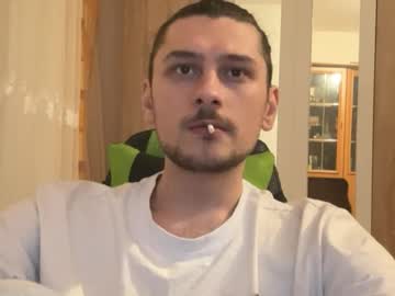 Yellowsubmarinex2 Chaturbate stream image from November 23, 2025