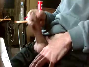 Follaamiigaz Chaturbate stream image from November 23, 2025