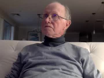 Oldasthehills Chaturbate stream image from November 23, 2025