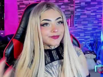 Sophiaa_Cherry Chaturbate stream image from November 23, 2025