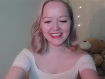 _Sweet_Smile_ Chaturbate stream image from November 23, 2025