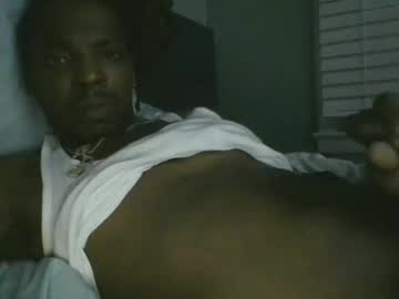 Mikelew40402 Chaturbate stream image from November 23, 2025