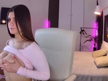 Kattycate Chaturbate stream image from November 23, 2025