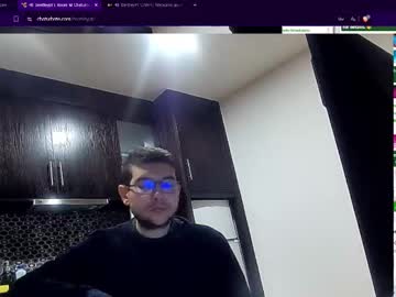 Bentley_Pt Chaturbate stream image from November 24, 2025