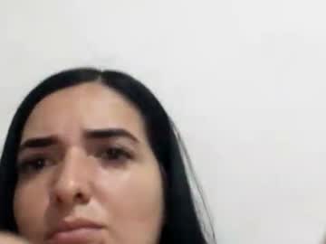 Yenher1994 Chaturbate stream image from November 24, 2025