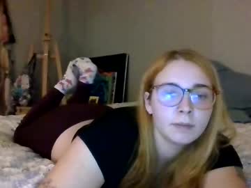 Daydreaminz Chaturbate stream image from November 24, 2025
