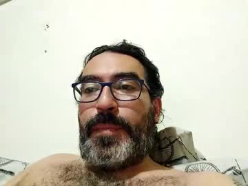 Luis2988z Chaturbate stream image from November 24, 2025