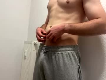 Dertom_Xxx Chaturbate stream image from November 24, 2025