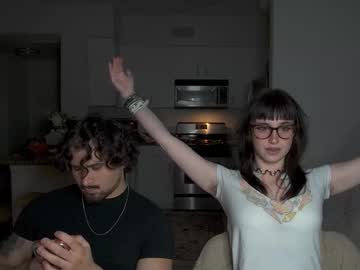 Jessxovalenci Chaturbate stream image from November 24, 2025