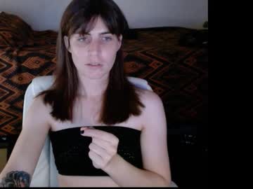 Puppyloverss stream image from November 24, 2025