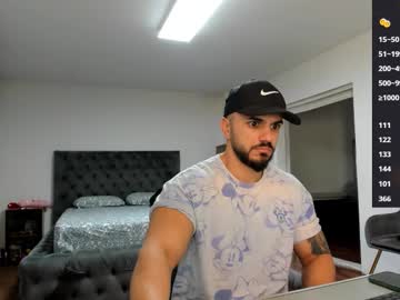 Supermanboyxxl Chaturbate stream image from November 24, 2025