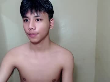 Ynotyu Chaturbate stream image from November 24, 2025