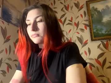 Genevivewayson Chaturbate stream image from November 24, 2025
