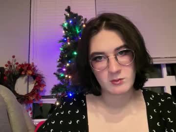 Ivyvine Chaturbate stream image from November 24, 2025