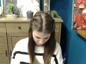 Tiny_Felicity Chaturbate stream image from November 24, 2025