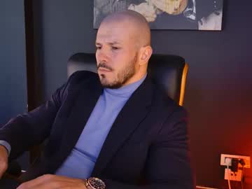 Angeloeric Chaturbate stream image from November 24, 2025