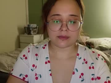 Dashaprivet Chaturbate stream image from November 24, 2025