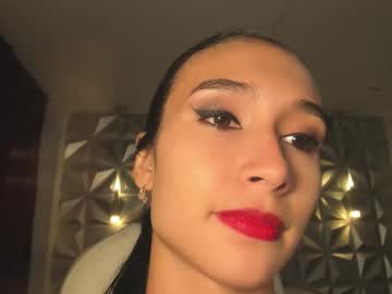 Hellen_Tease Chaturbate stream image from November 24, 2025
