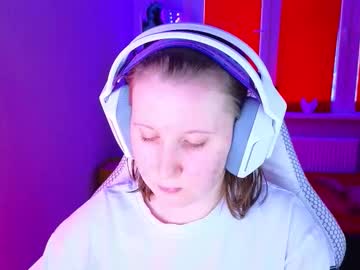 Moon_Avengers Chaturbate stream image from November 24, 2025