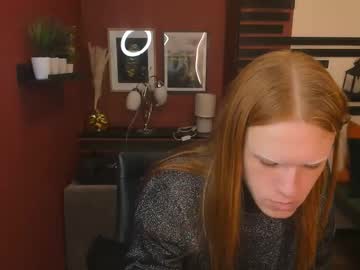 Chloevalentinee Chaturbate stream image from November 24, 2025
