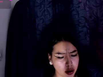 Viioleett_Cum Chaturbate stream image from November 24, 2025