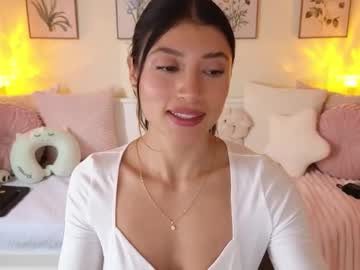 Alejandhra Chaturbate stream image from November 24, 2025