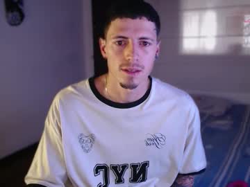 Jamesss____ Chaturbate stream image from November 24, 2025