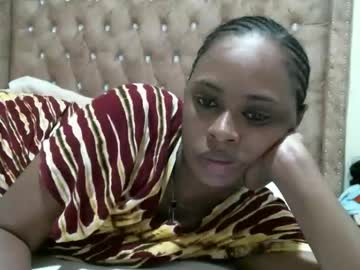 Pretty_Zii Chaturbate stream image from November 24, 2025