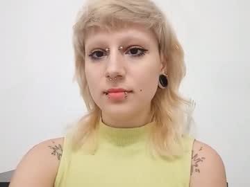 Wandabeese Chaturbate stream image from November 24, 2025