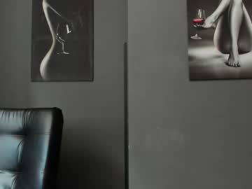 Karlyjons_ Chaturbate stream image from November 24, 2025