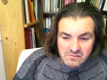 Luigijohn Chaturbate stream image from November 24, 2025