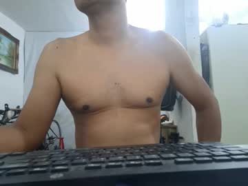 Mrdongato01 Chaturbate stream image from November 24, 2025