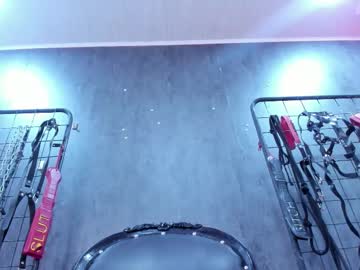 Carolinaarias_ Chaturbate stream image from November 24, 2025