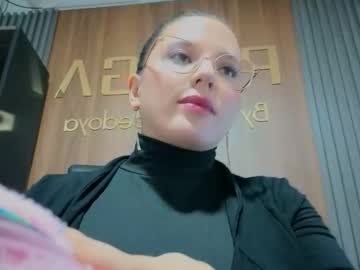 Ema_04 Chaturbate stream image from November 24, 2025