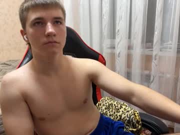 Golden_Flash Chaturbate stream image from November 24, 2025