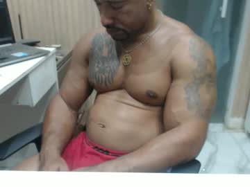 Hebertgomes Chaturbate stream image from November 24, 2025