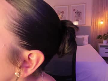 Auroraevans__ Chaturbate stream image from November 24, 2025