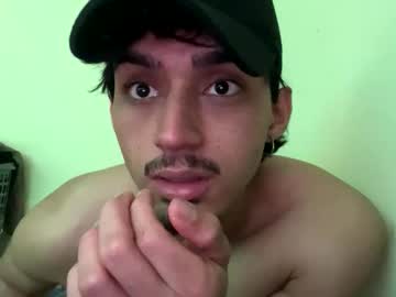 Kevin777623 Chaturbate stream image from November 24, 2025