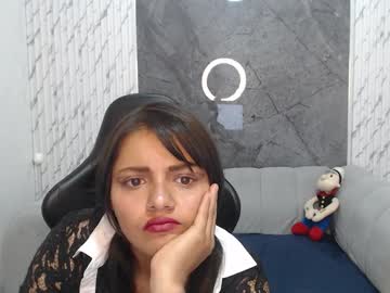Anabella_B Chaturbate stream image from November 24, 2025