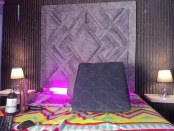 Emarhodes Chaturbate stream image from November 24, 2025