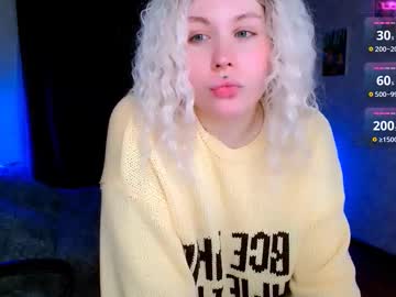 Pulpy_Peach Chaturbate stream image from November 24, 2025