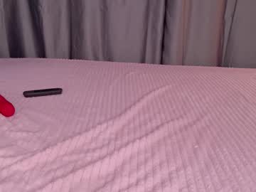 Pinkyyyy0 stream image from November 24, 2025