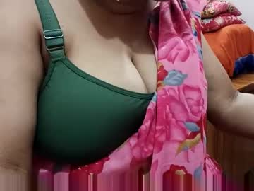Radharani143 Chaturbate stream image from November 24, 2025