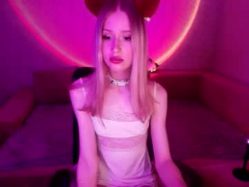 Sweet_Mol1y Chaturbate stream image from November 24, 2025
