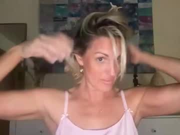 Betterconvobesttime Chaturbate stream image from November 25, 2025
