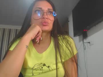 Killey_Saints Chaturbate stream image from November 25, 2025
